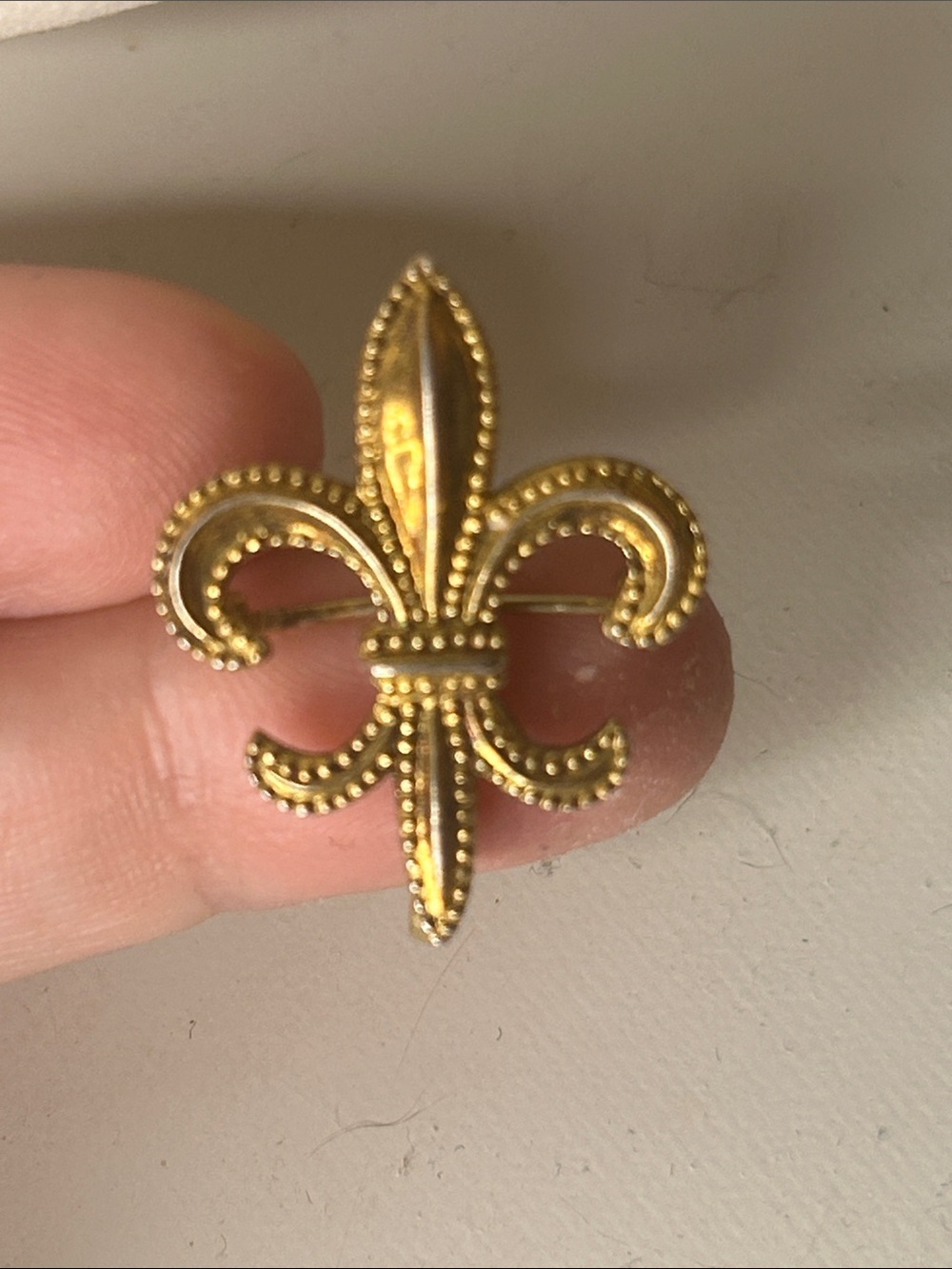 Vintage Gold Fleur-de-Lis Brooch - Elegant Women's Jewelry Sterling